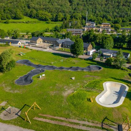 Pump track