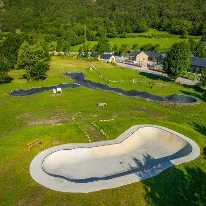 Pump track